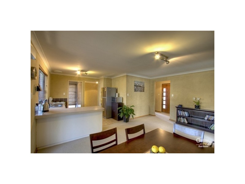 2 Scarp View, Swan View WA 6056