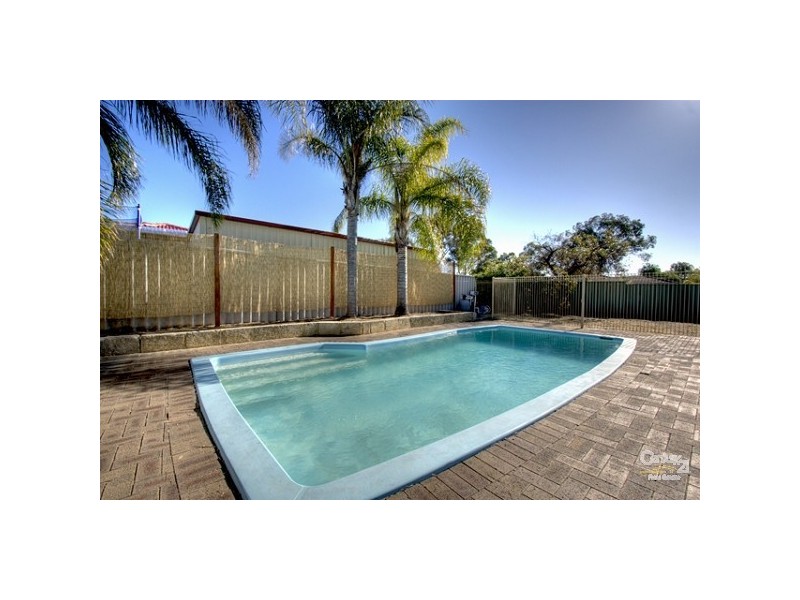 2 Scarp View, Swan View WA 6056