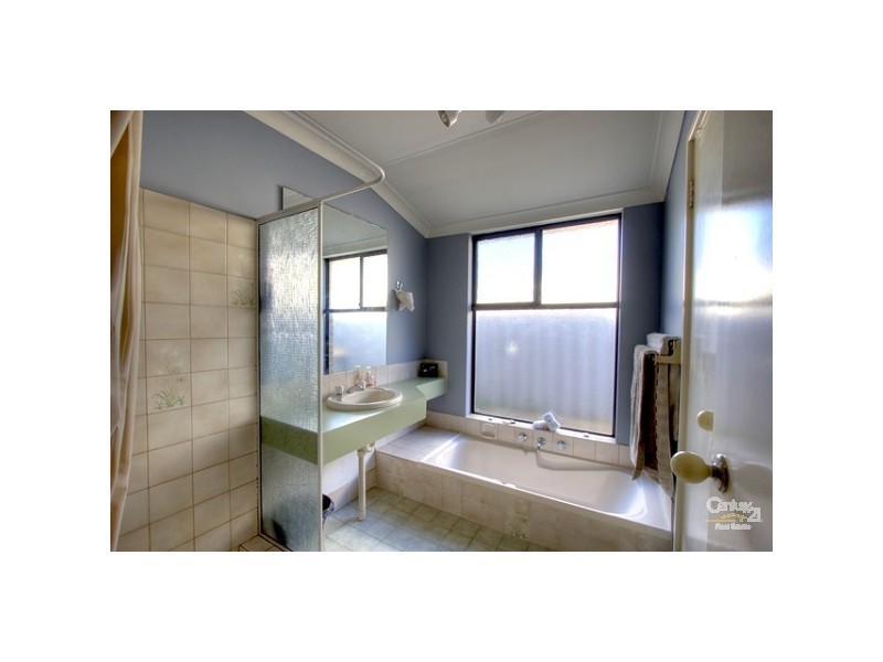 2 Scarp View, Swan View WA 6056