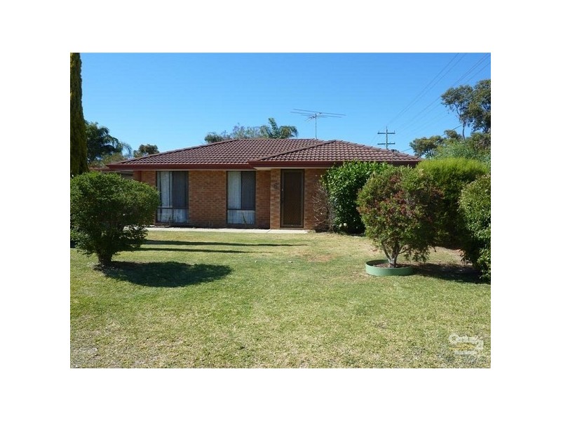 6 Musk Court, High Wycombe WA 6057