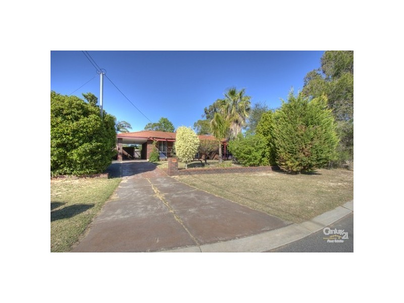 3 Holly Bush Court, Forrestfield WA 6058