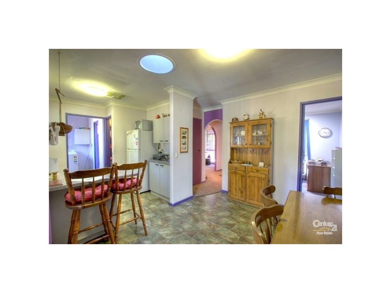 3 Holly Bush Court, Forrestfield WA 6058