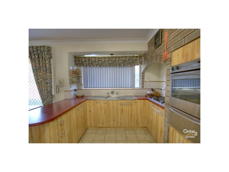 39 Agincourt Drive, Forrestfield WA 6058