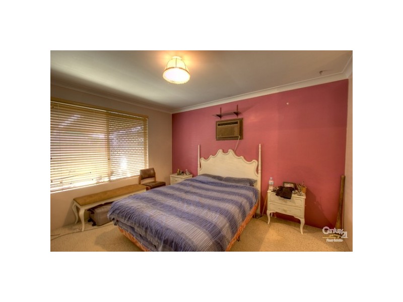 39 Agincourt Drive, Forrestfield WA 6058