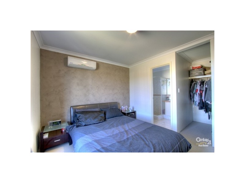 21 Excalibur Chase, Wattle Grove WA 6107