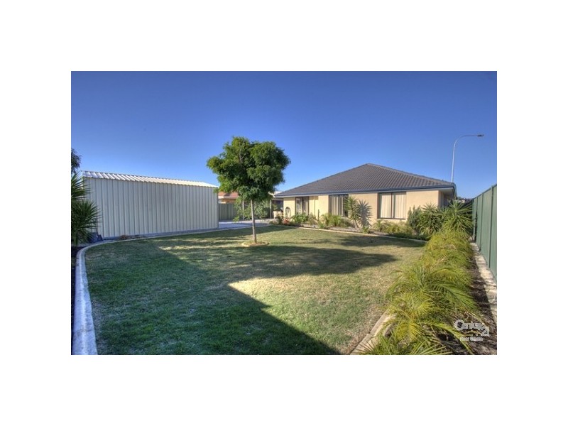 21 Excalibur Chase, Wattle Grove WA 6107