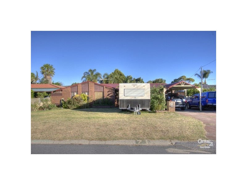 71 Calluna Way, Forrestfield WA 6058