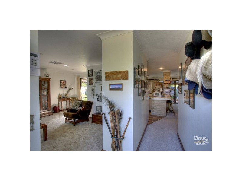 39 Carrissa Way, Forrestfield WA 6058