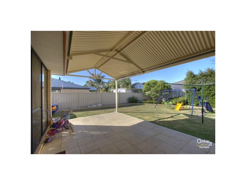 43 Myerson Crescent, Maida Vale WA 6057