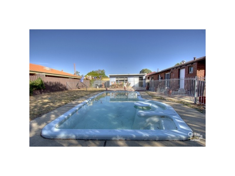 32 Mahonia Way, Forrestfield WA 6058