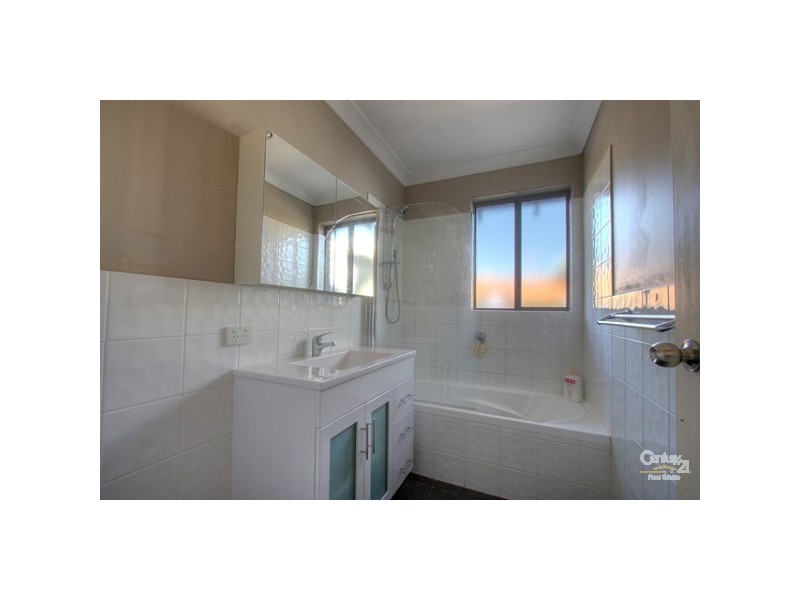 32 Mahonia Way, Forrestfield WA 6058