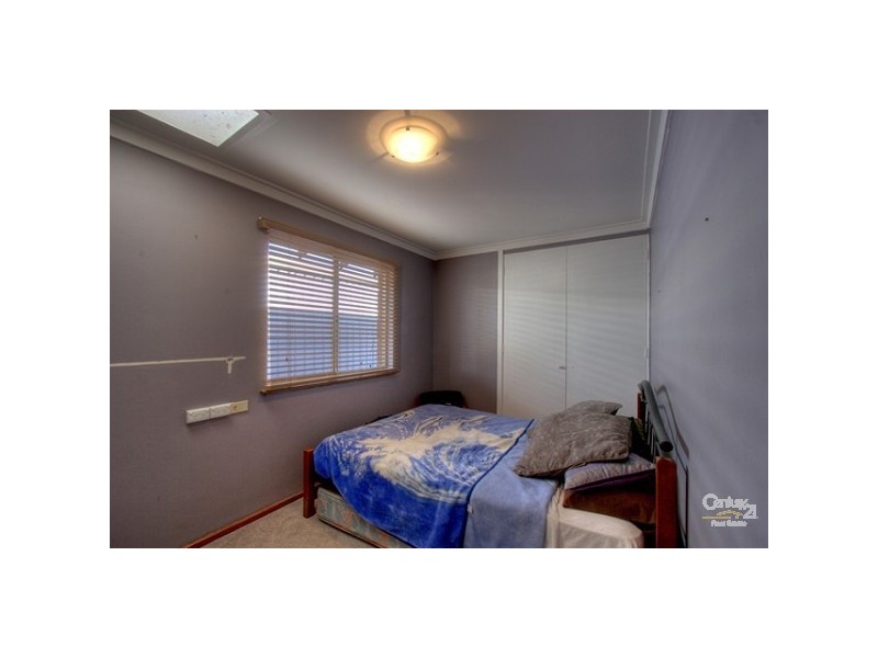 32 Mahonia Way, Forrestfield WA 6058