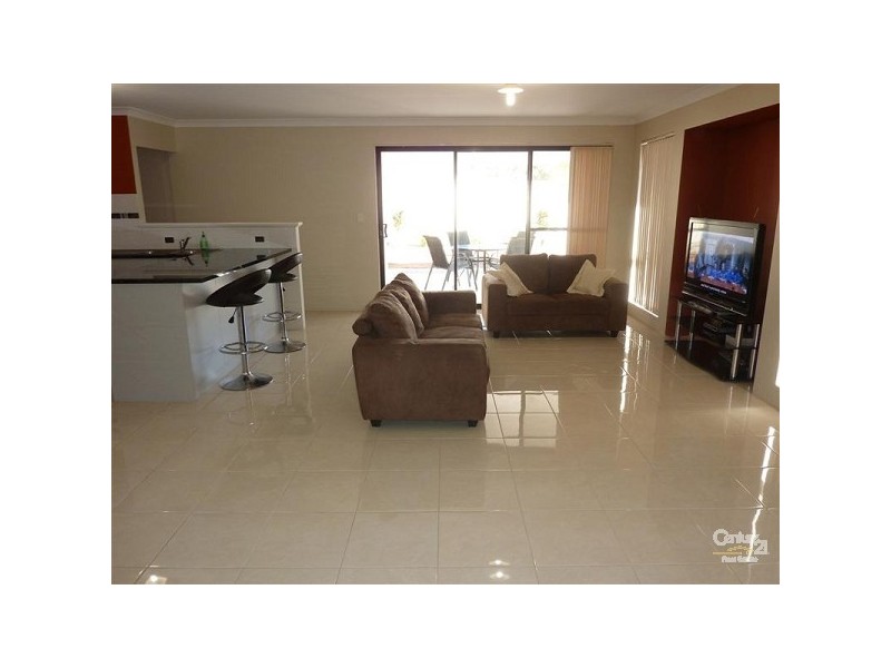 12 Quokka Street, Wattle Grove WA 6107