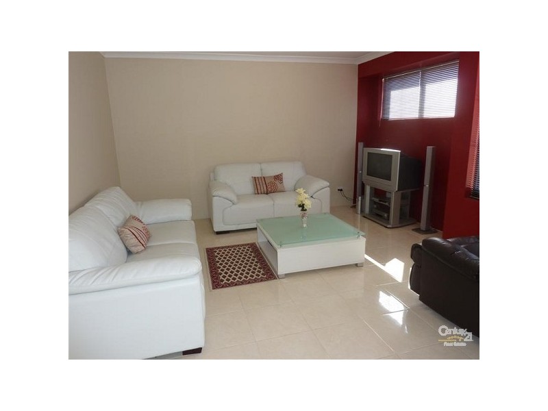 12 Quokka Street, Wattle Grove WA 6107