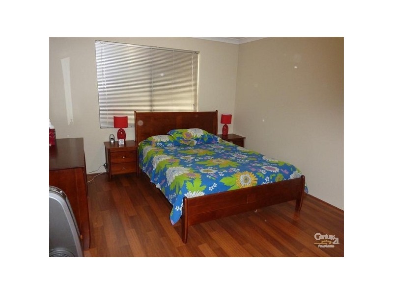 12 Quokka Street, Wattle Grove WA 6107