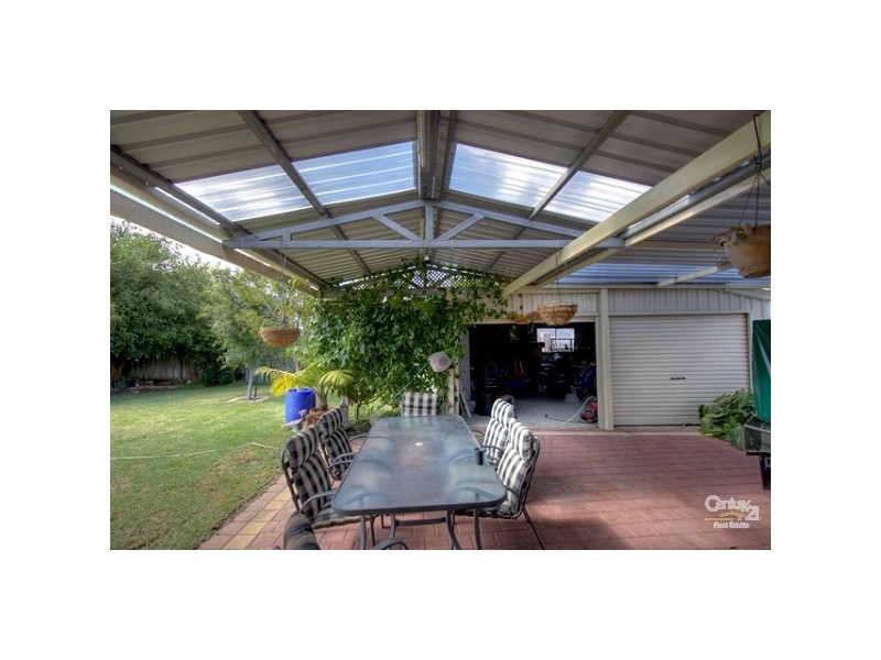 33 AMETHYST PLACE, Maida Vale WA 6057