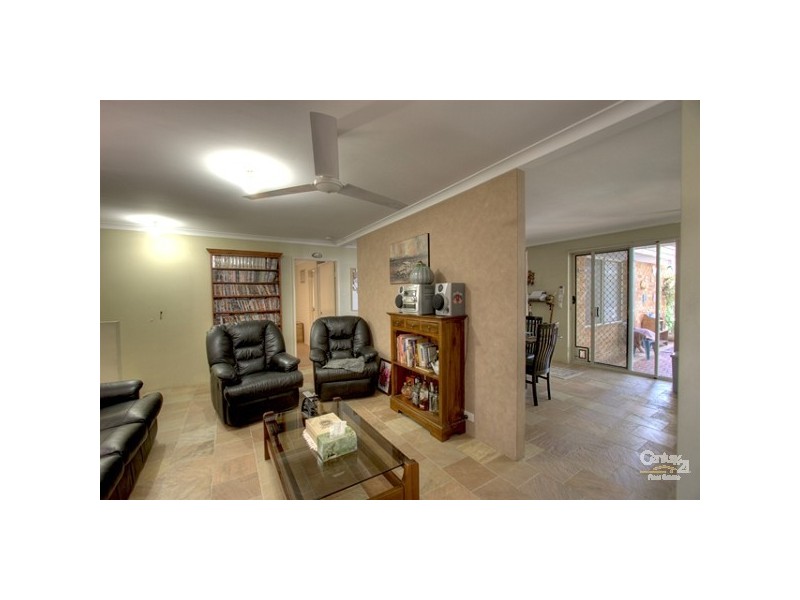 33 AMETHYST PLACE, Maida Vale WA 6057