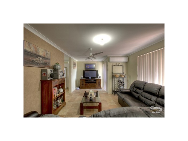 33 AMETHYST PLACE, Maida Vale WA 6057