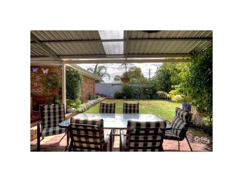 33 AMETHYST PLACE, Maida Vale WA 6057