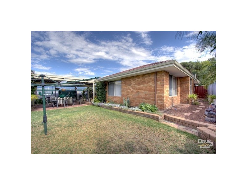 33 AMETHYST PLACE, Maida Vale WA 6057