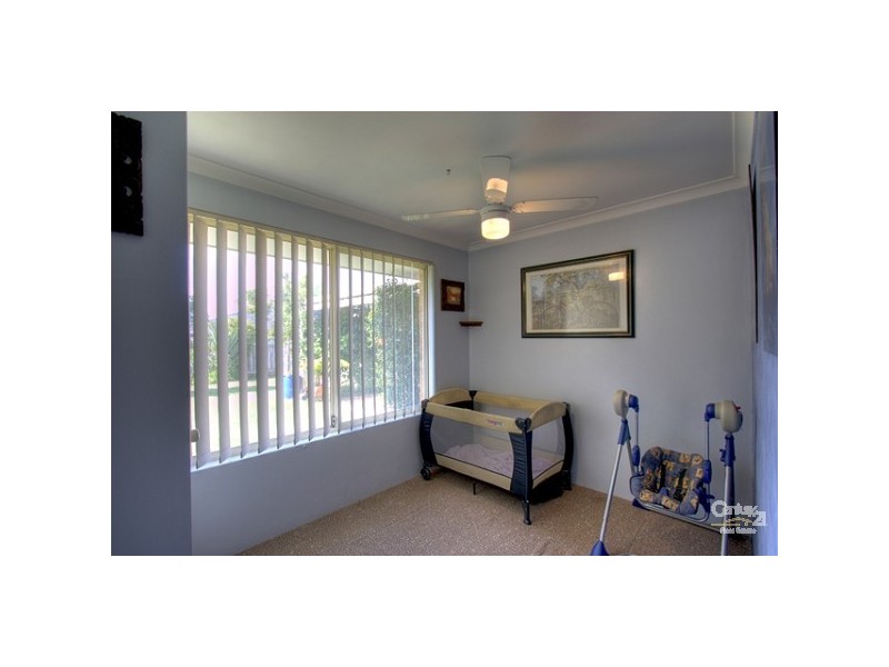 33 AMETHYST PLACE, Maida Vale WA 6057