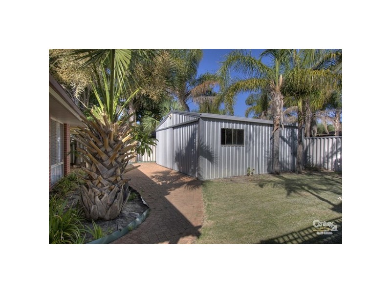 4 Dunton Place, Redcliffe WA 6104