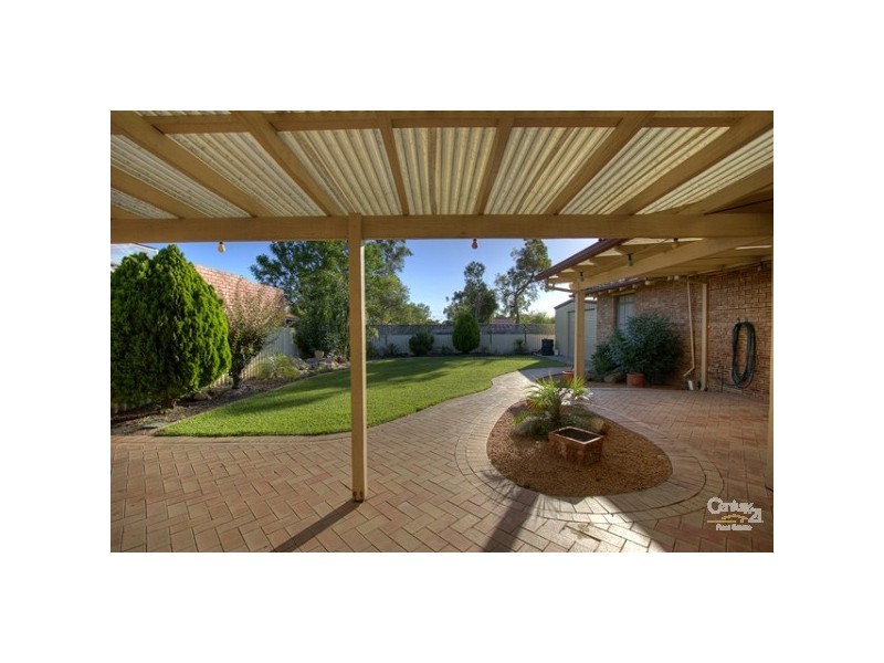 67 Allamanda Way, Forrestfield WA 6058