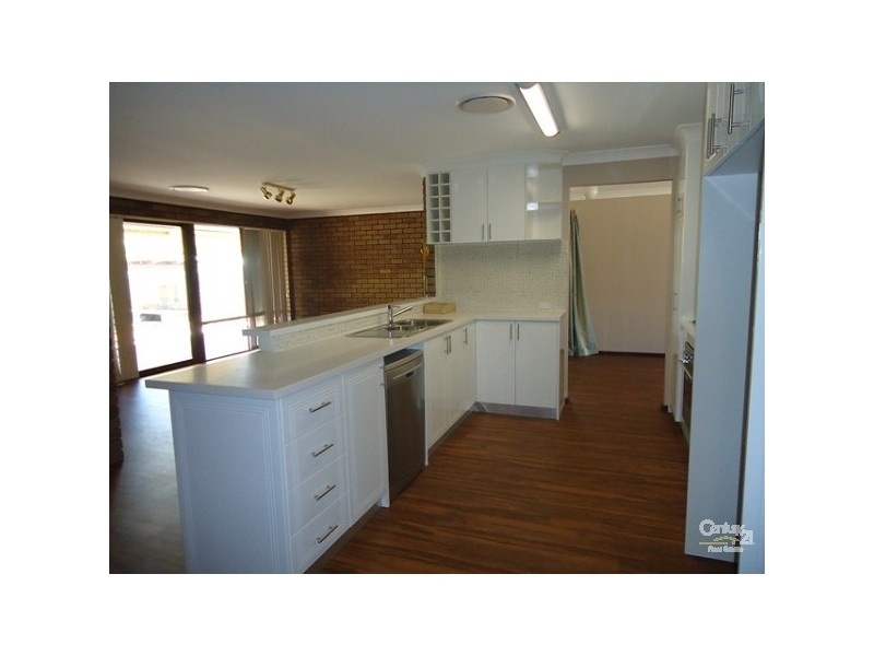 35 Willow Way, Maddington WA 6109