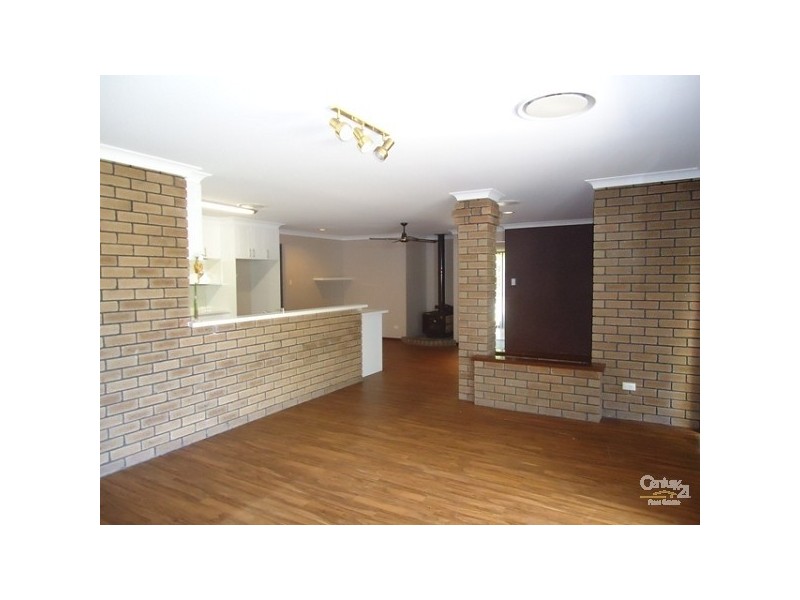 35 Willow Way, Maddington WA 6109