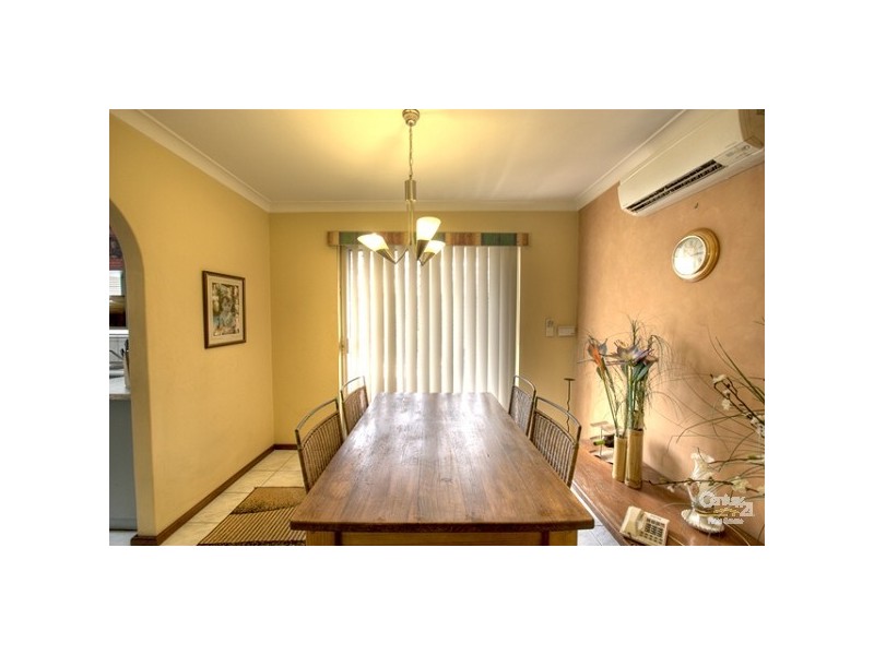 44 Magnolia Way, Forrestfield WA 6058