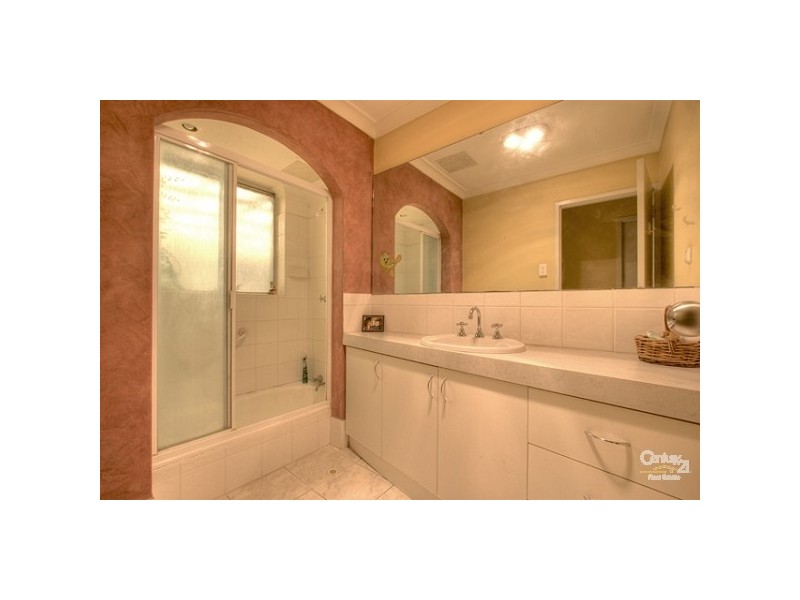 44 Magnolia Way, Forrestfield WA 6058