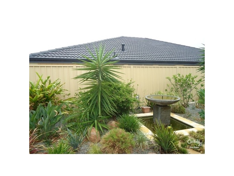 17 Azalea Gardens, Forrestfield WA 6058