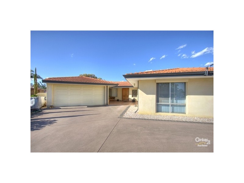 5 Wisteria Court, Forrestfield WA 6058