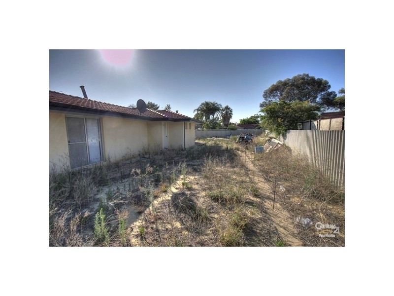 5 Wisteria Court, Forrestfield WA 6058