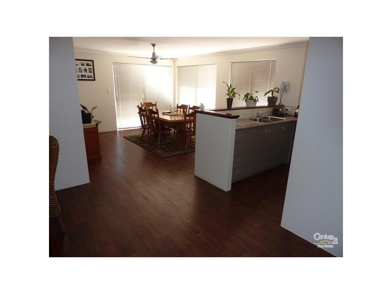 40 Brittain Road, Wattle Grove WA 6107