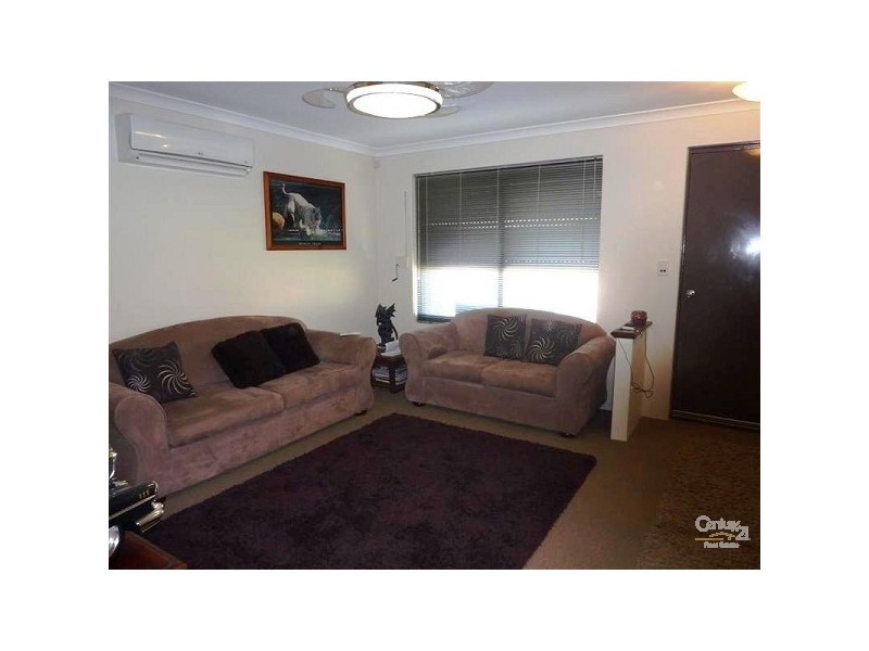 40 Brittain Road, Wattle Grove WA 6107