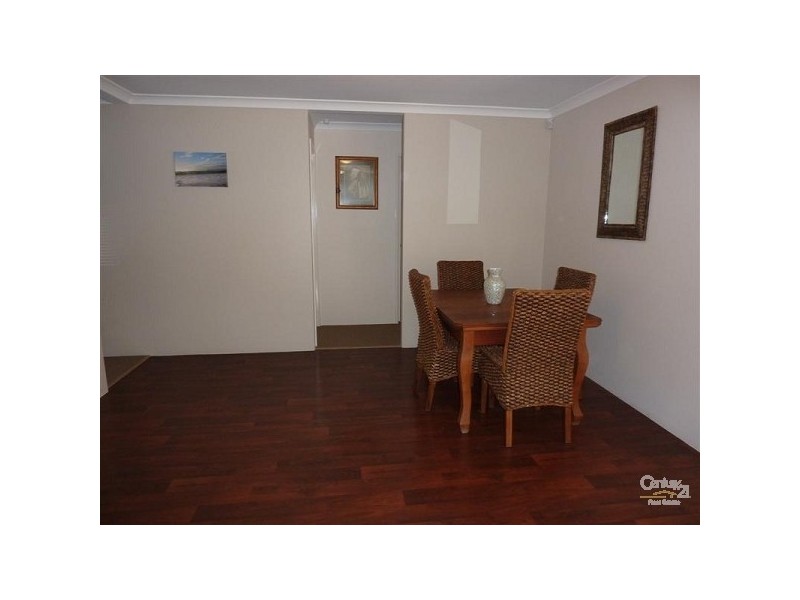 40 Brittain Road, Wattle Grove WA 6107