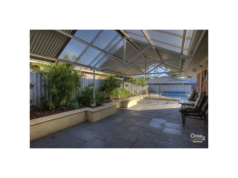 2 Mimosa Street, Forrestfield WA 6058