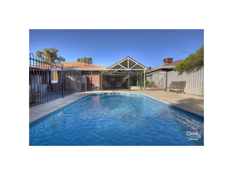 2 Mimosa Street, Forrestfield WA 6058