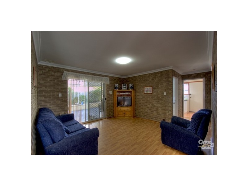 2 Mimosa Street, Forrestfield WA 6058