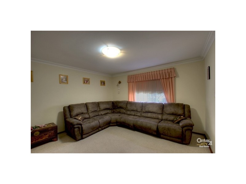 2 Mimosa Street, Forrestfield WA 6058