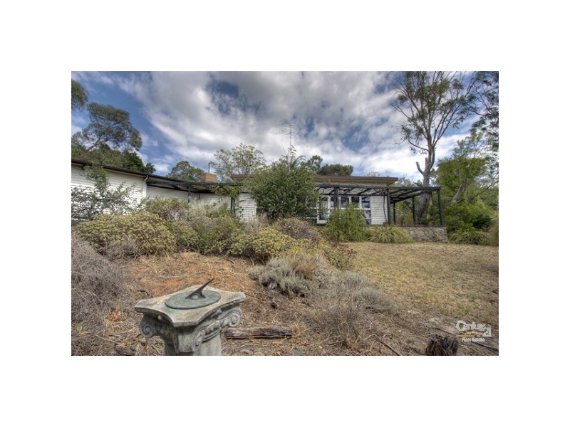4 Sundew Road, Gooseberry Hill WA 6076