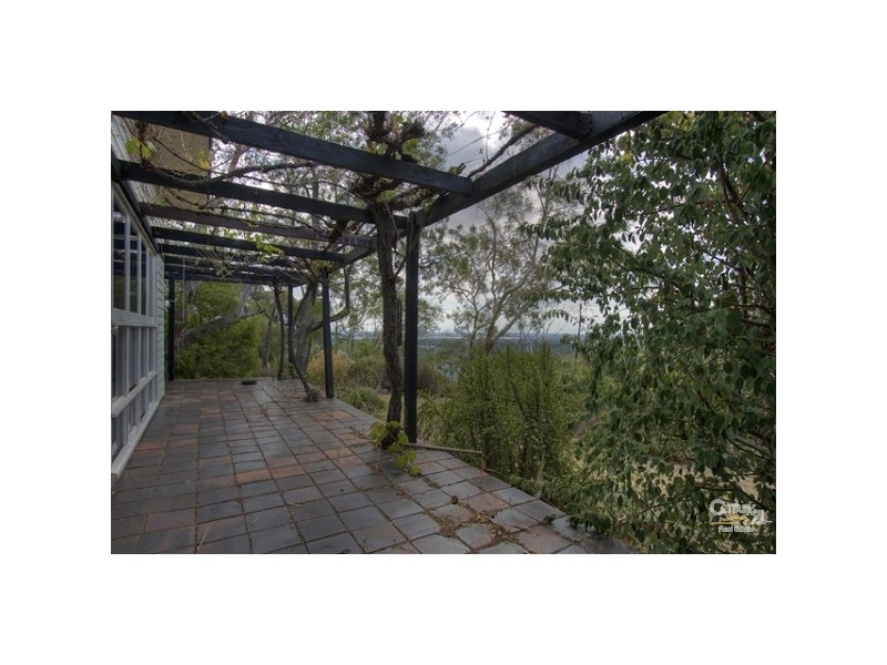 4 Sundew Road, Gooseberry Hill WA 6076