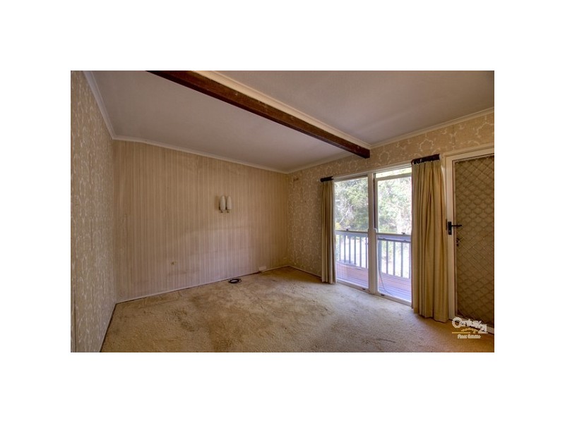 4 Sundew Road, Gooseberry Hill WA 6076