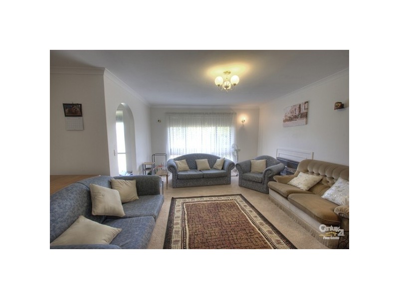 5 Jubilee Road, Forrestfield WA 6058