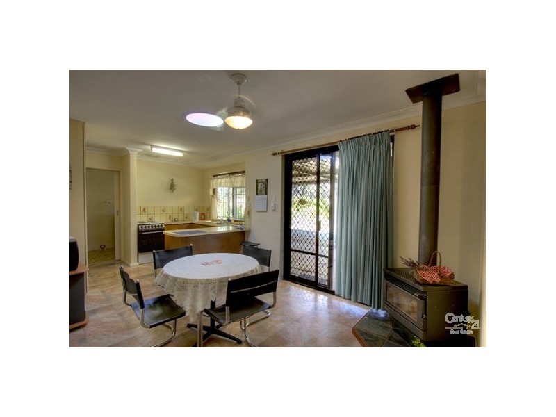 31 Agincourt Drive, Forrestfield WA 6058