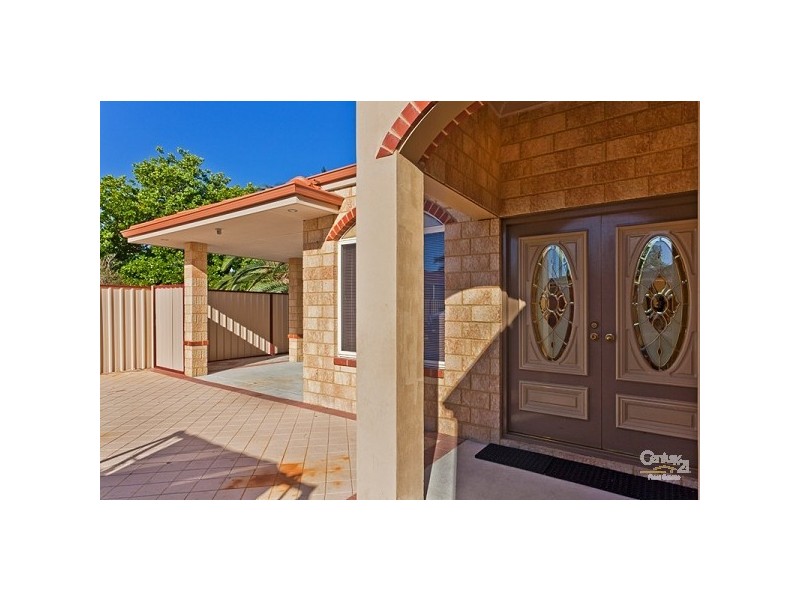 24 Spring Road, Thornlie WA 6108