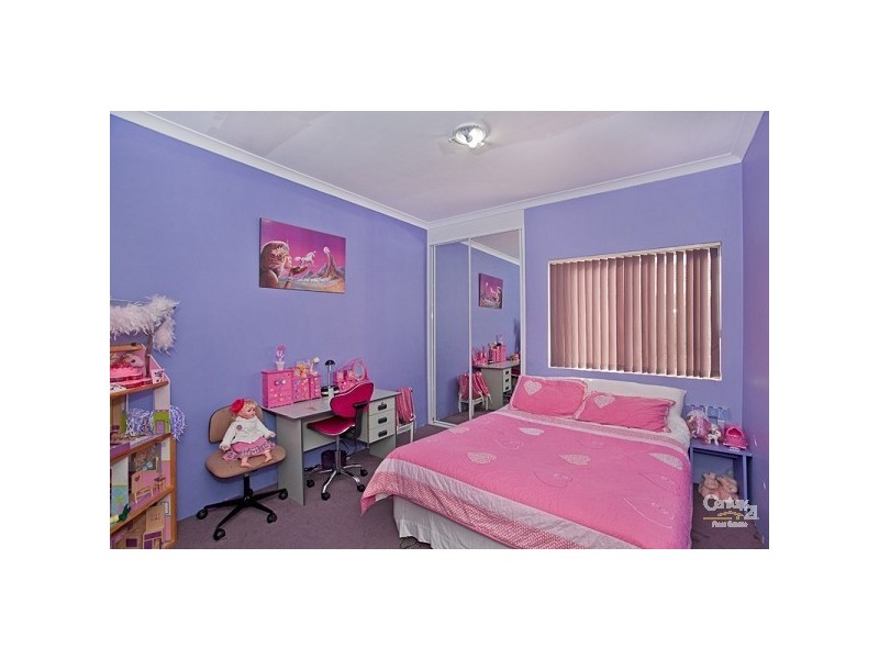 24 Spring Road, Thornlie WA 6108