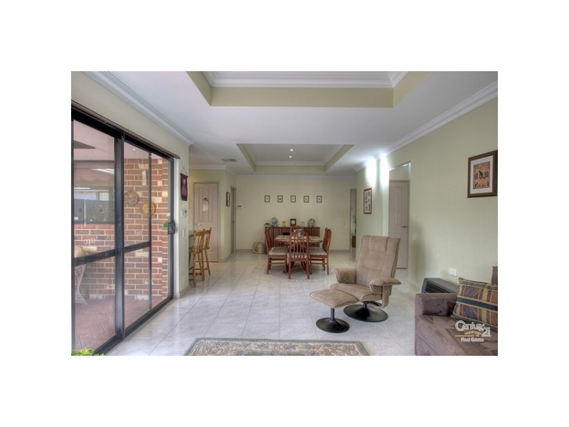 4/26 HIghbury Crescent, Beckenham WA 6107