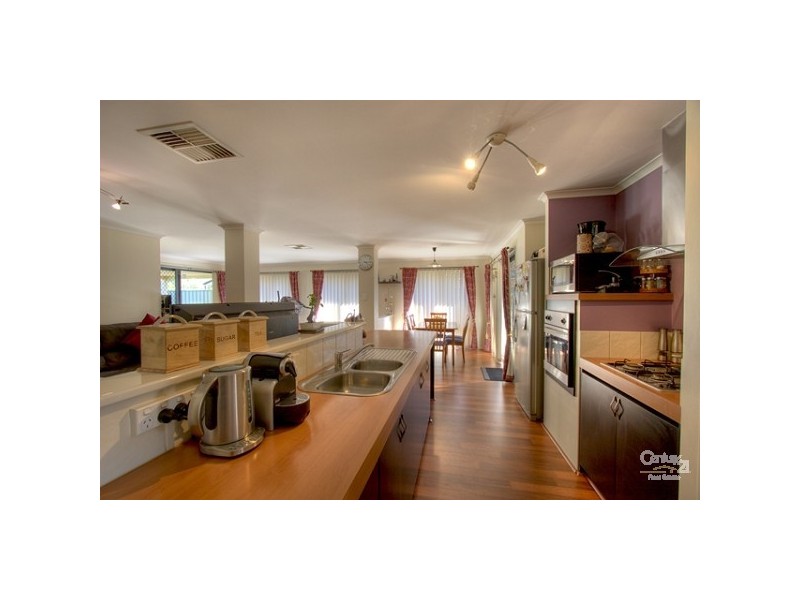 29 Fruit Tree Crescent, Forrestfield WA 6058